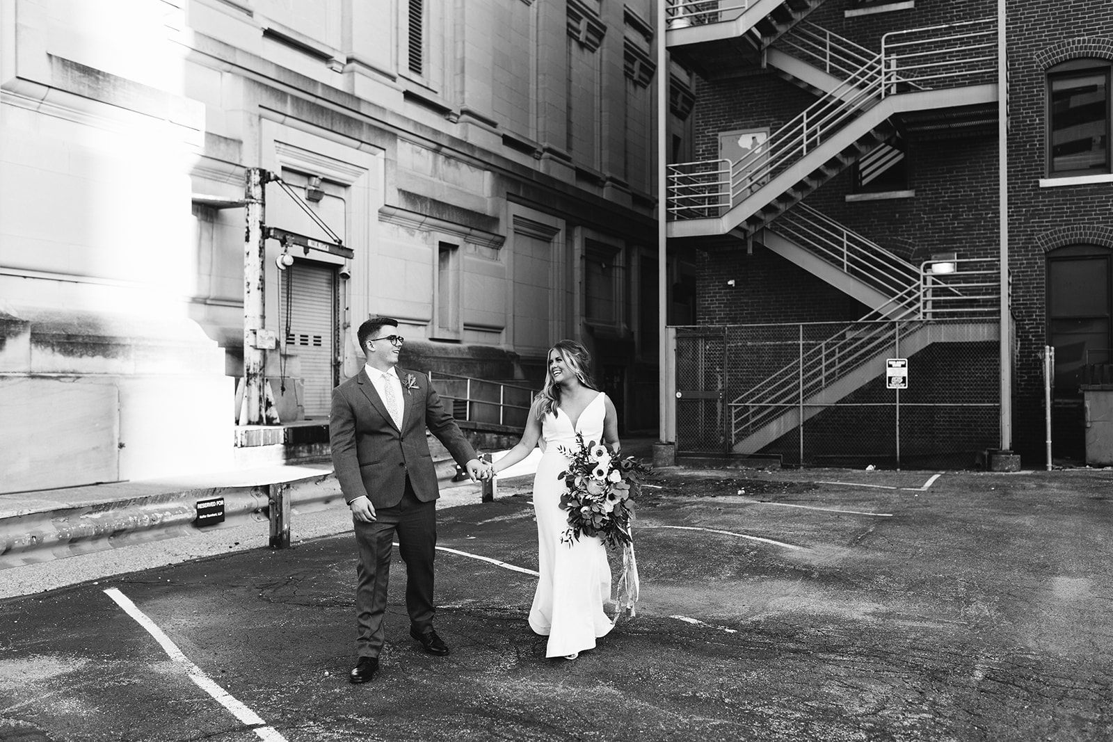 Indiana Wedding Photographer, Indiana Wedding Photos, Indianapolis Wedding Photographer, Indianapolis Wedding Photos, Carmel Wedding Photographer, Carmel Wedding Photos, Downtown Indianapolis Photographer, Downtown Indy Photographer, Downtown Indianapolis Wedding, Downtown Indy Wedding, Downtown Indy Wedding Photographer, Downtown Indianapolis Photographer, Natural Light Photographer, Natural Light Photos